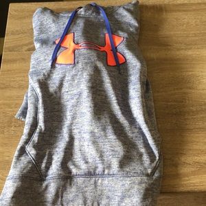Under Armour Youth sweatshirt